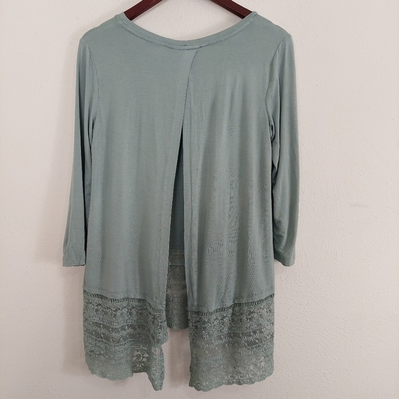 Logo by Lori Goldstein Long Sleeve Tunic Size S Scoop Neck Lace Trim Split Back. - Picture 7 of 9